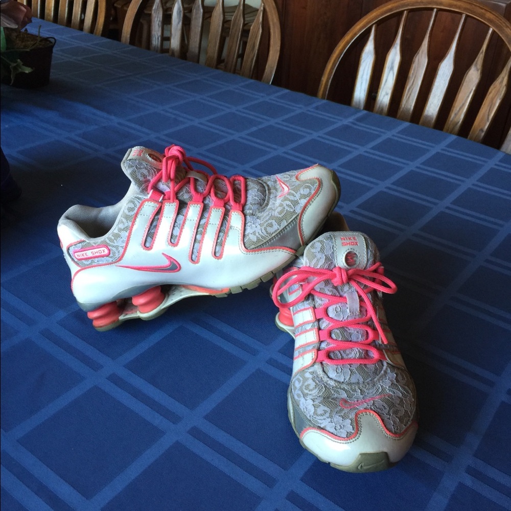 Nike shox